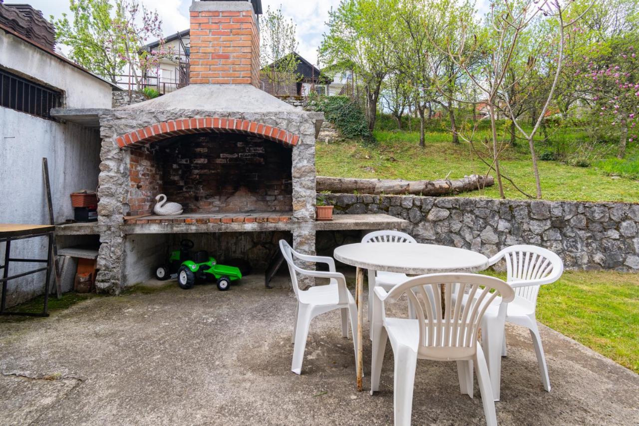 Apartments With A Parking Space Slunj, Plitvice - 18152 Εξωτερικό φωτογραφία