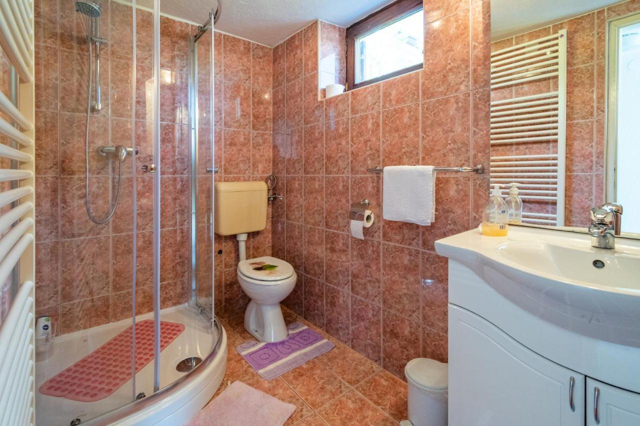 Apartments With A Parking Space Slunj, Plitvice - 18152 Εξωτερικό φωτογραφία