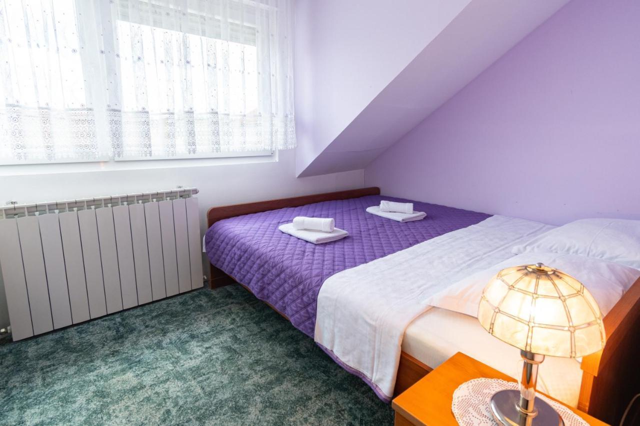 Apartments With A Parking Space Slunj, Plitvice - 18152 Εξωτερικό φωτογραφία